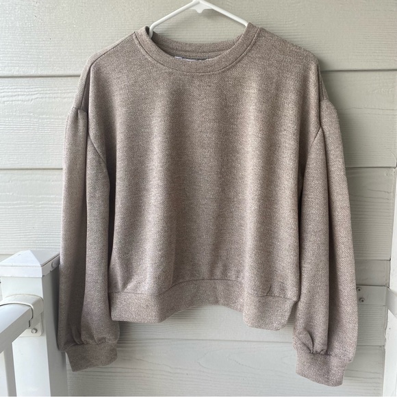 CUPCAKES AND CASHMERE Balloon Sleeve Pullover Sweatshirt - Picture 2 of 11